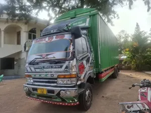 Mitsubishi Fuso Tandam Inauzwa 1998 Grey