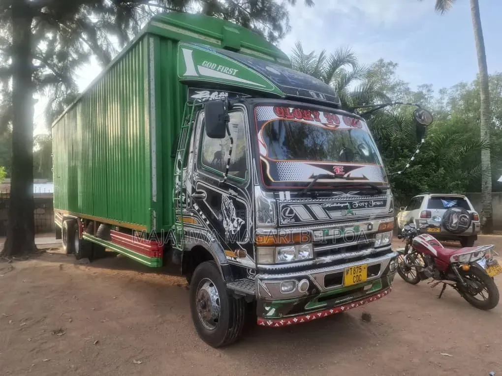 Mitsubishi Fuso Tandam Inauzwa 1998 Grey