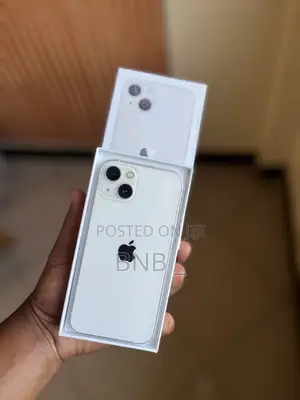 Apple iPhone 13 128 GB White