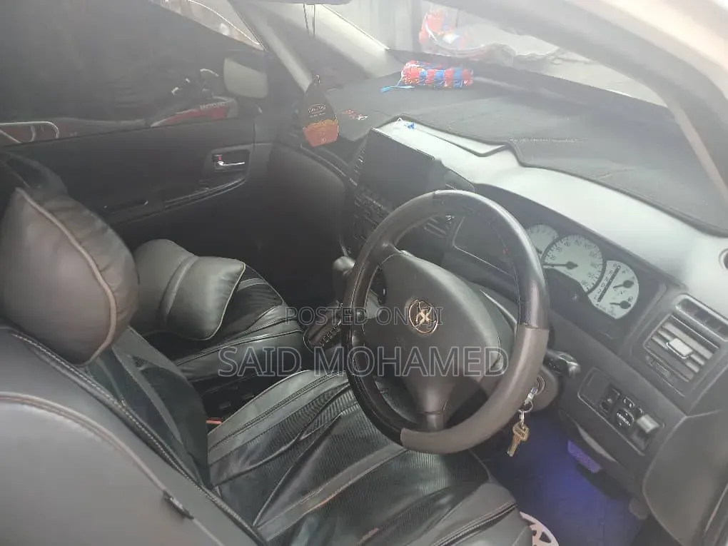 Toyota Corolla Spacio 2002 White