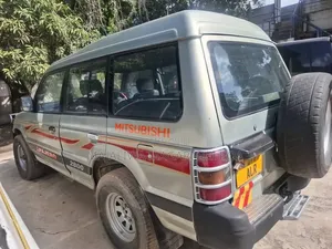 Mitsubishi Pajero 2007 Silver