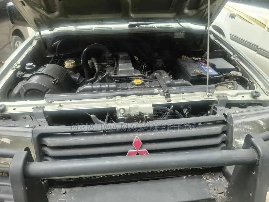 Mitsubishi Pajero 2007 Silver