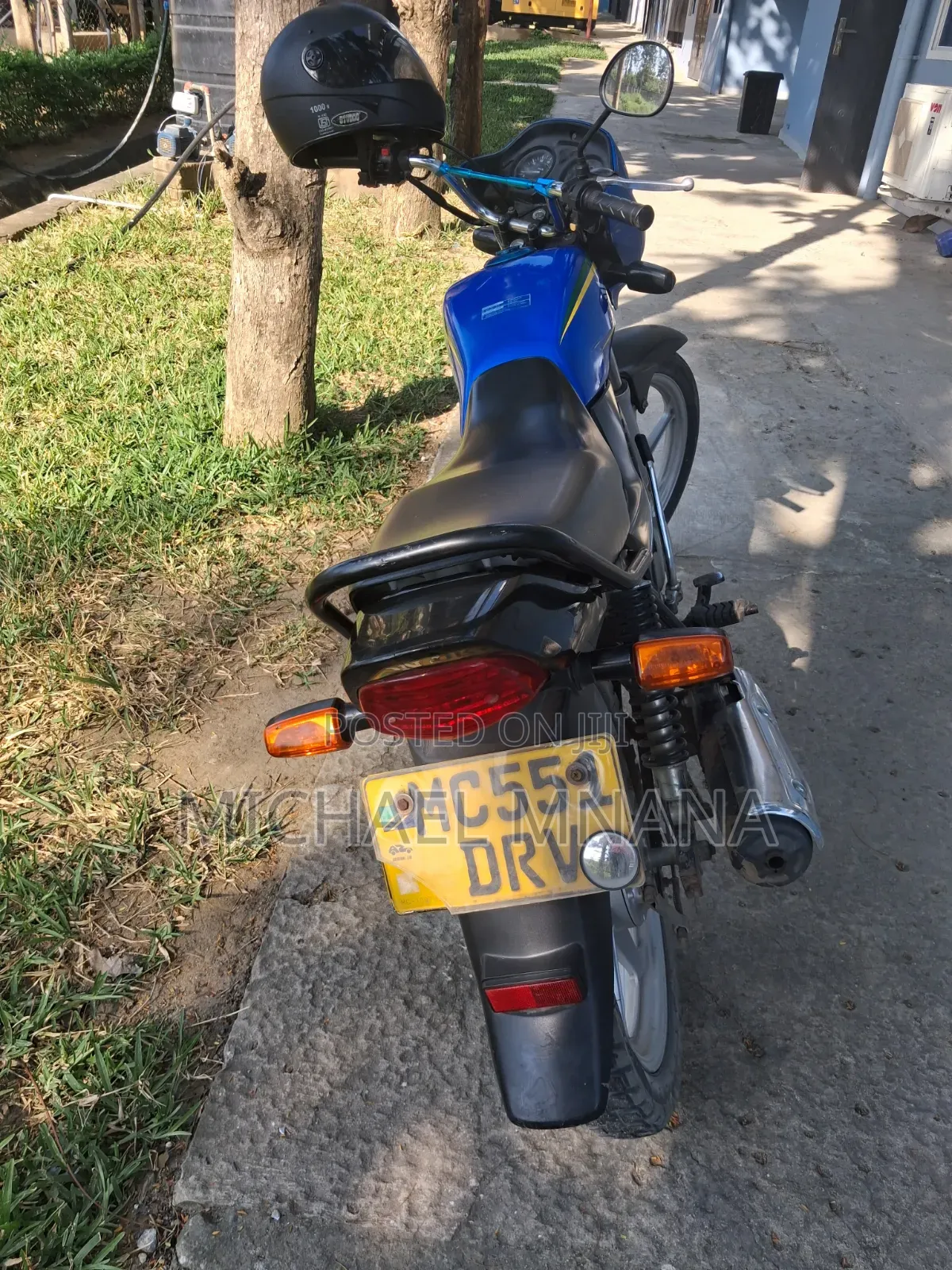 Honda CB 2020 Blue
