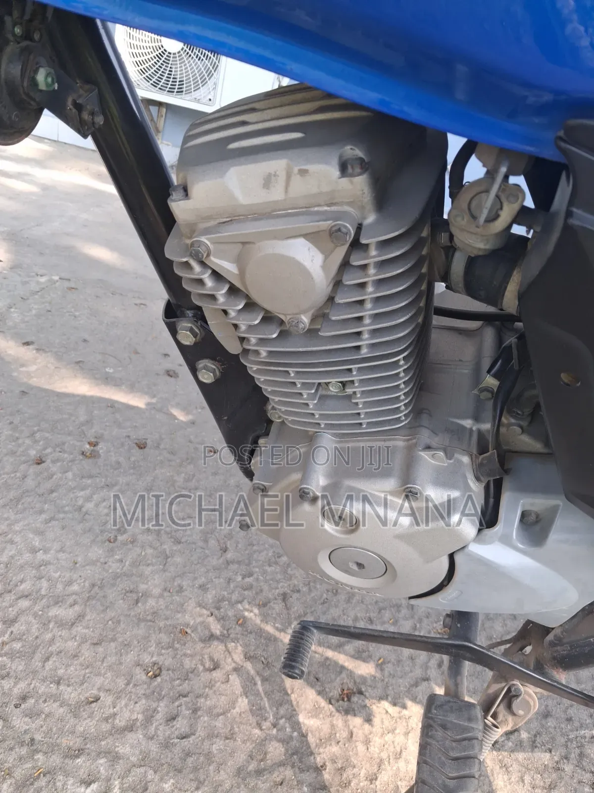 Honda CB 2020 Blue