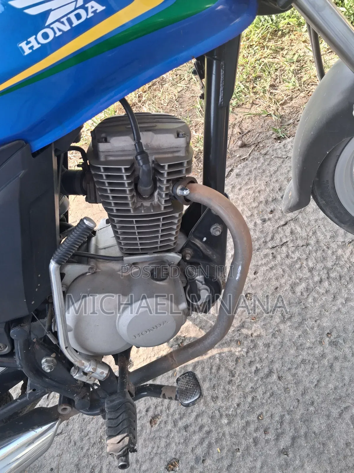 Honda CB 2020 Blue
