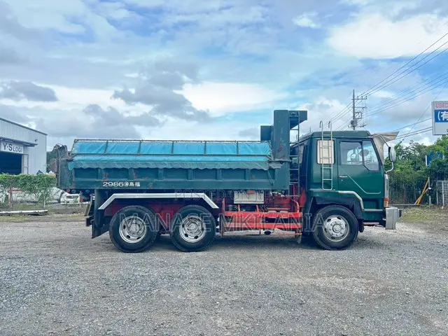 1992 Mitsubishi Super Great Tipper
