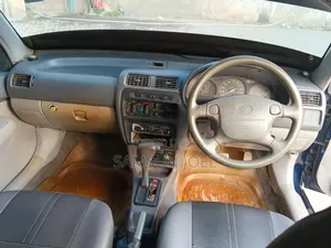 Toyota Starlet 2000 Blue