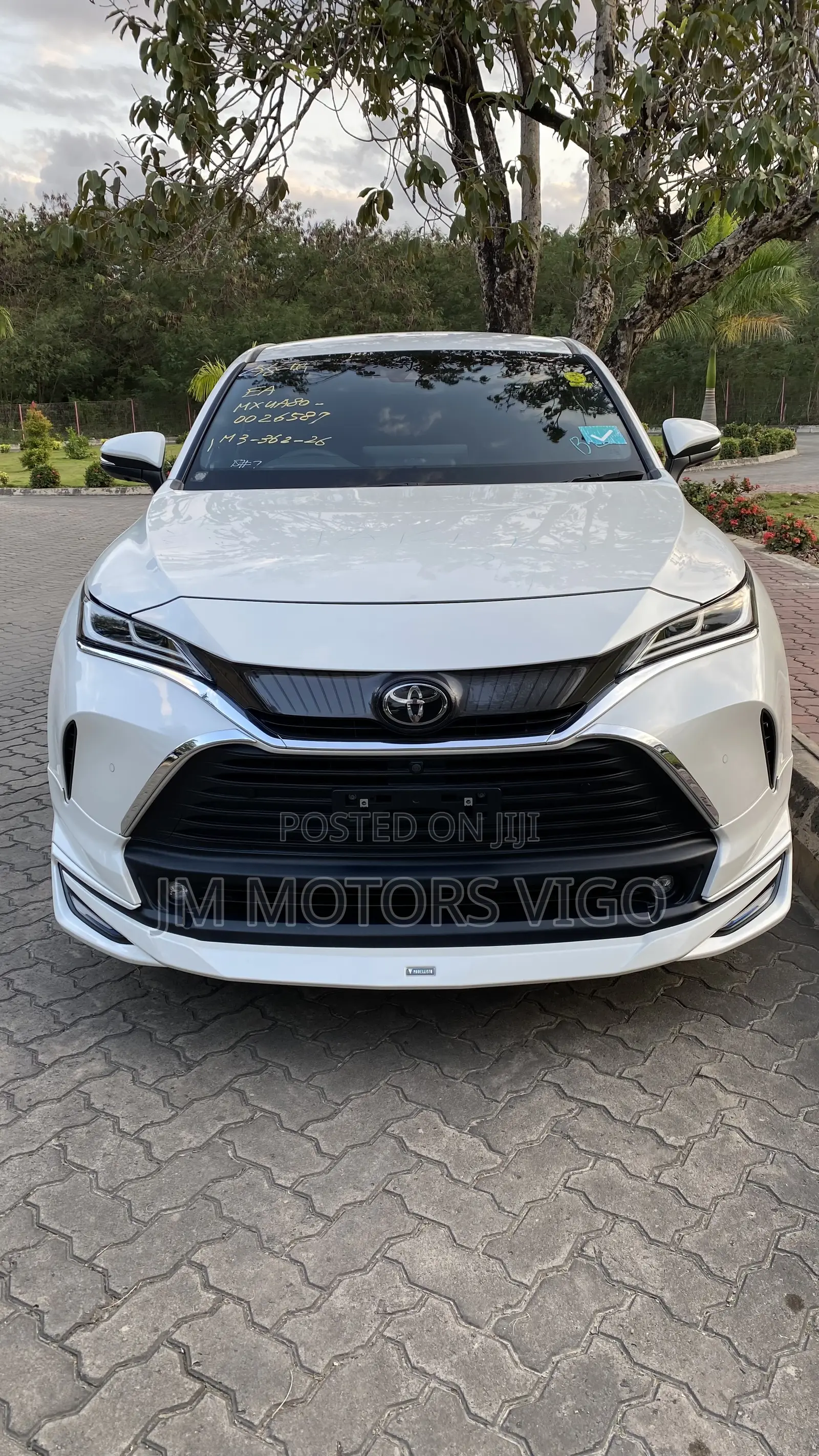 Toyota Harrier 2022 White