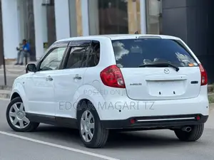 Mazda Verisa 2010 White