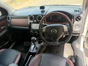 Mazda Verisa 2010 White