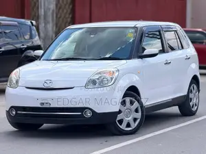 Mazda Verisa 2010 White