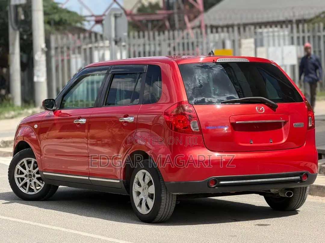 Mazda Verisa 2010 Maroon
