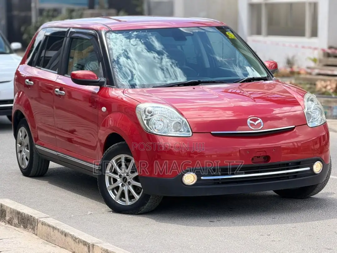 Mazda Verisa 2010 Maroon