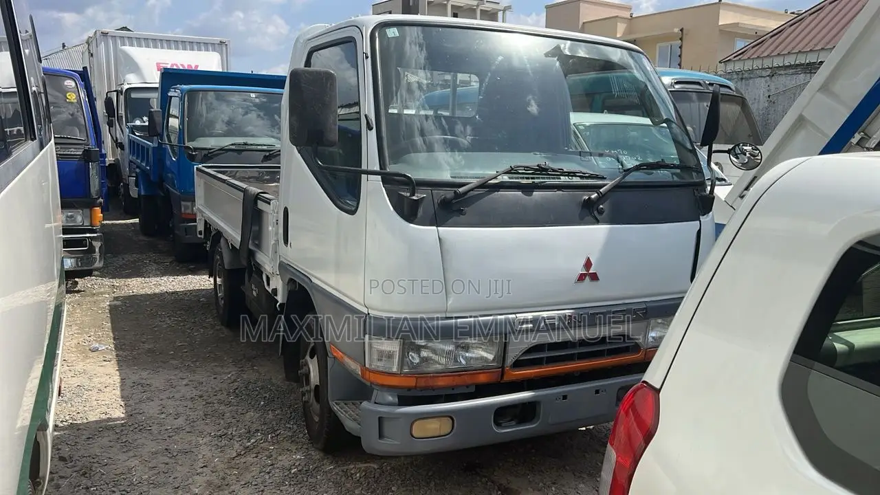 *Mitsubishi Canter Guts* From Japan Make: 1993