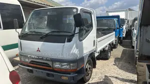 *Mitsubishi Canter Guts* From Japan Make: 1993