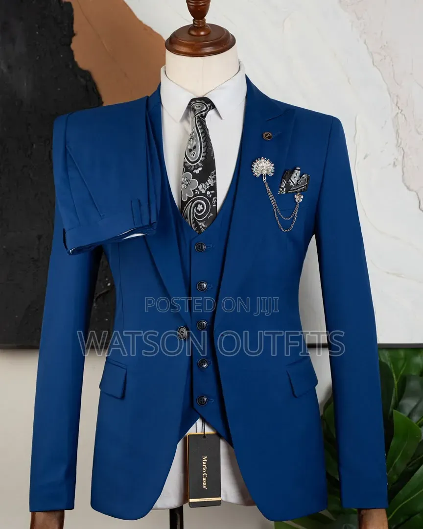 Men's Suits Many Colours 3 PCS Available in Brand New Condition