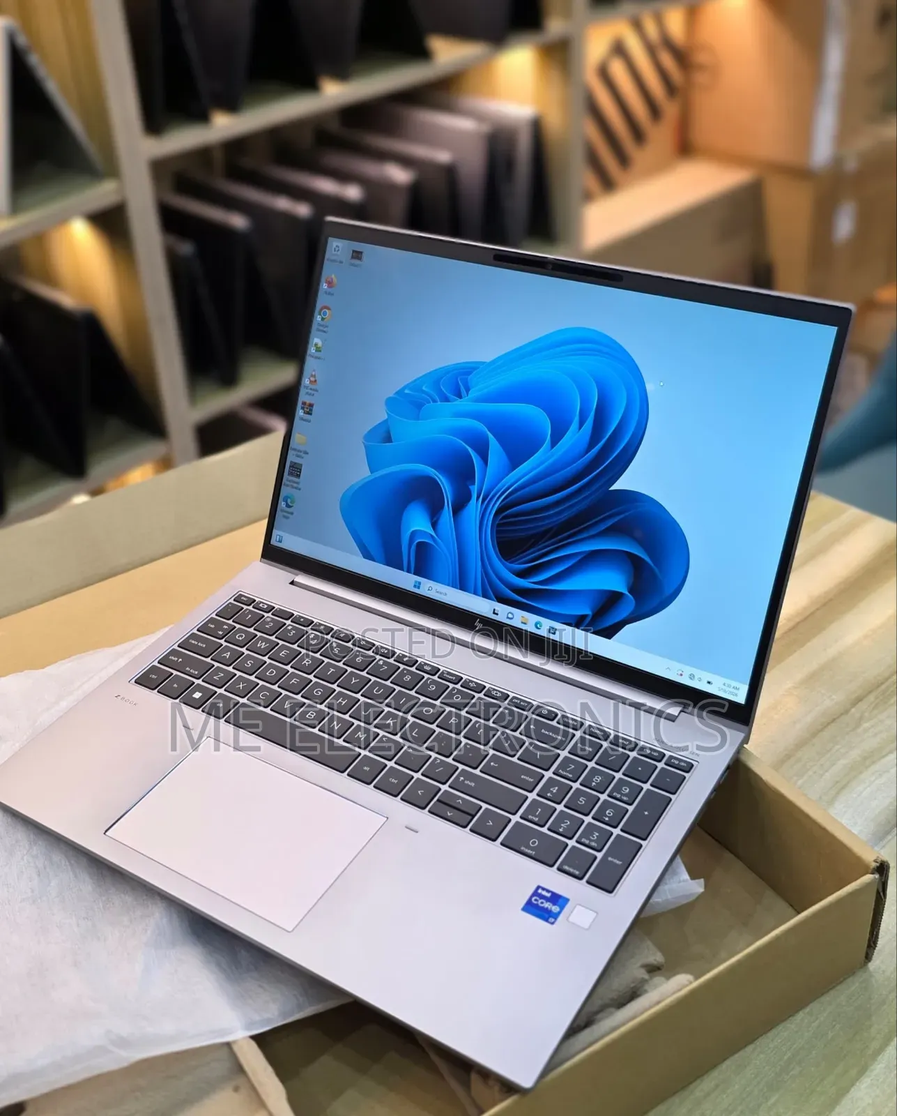 Laptop HP ZBook Firefly 16 G10 16GB Intel Core i7 SSD 512GB