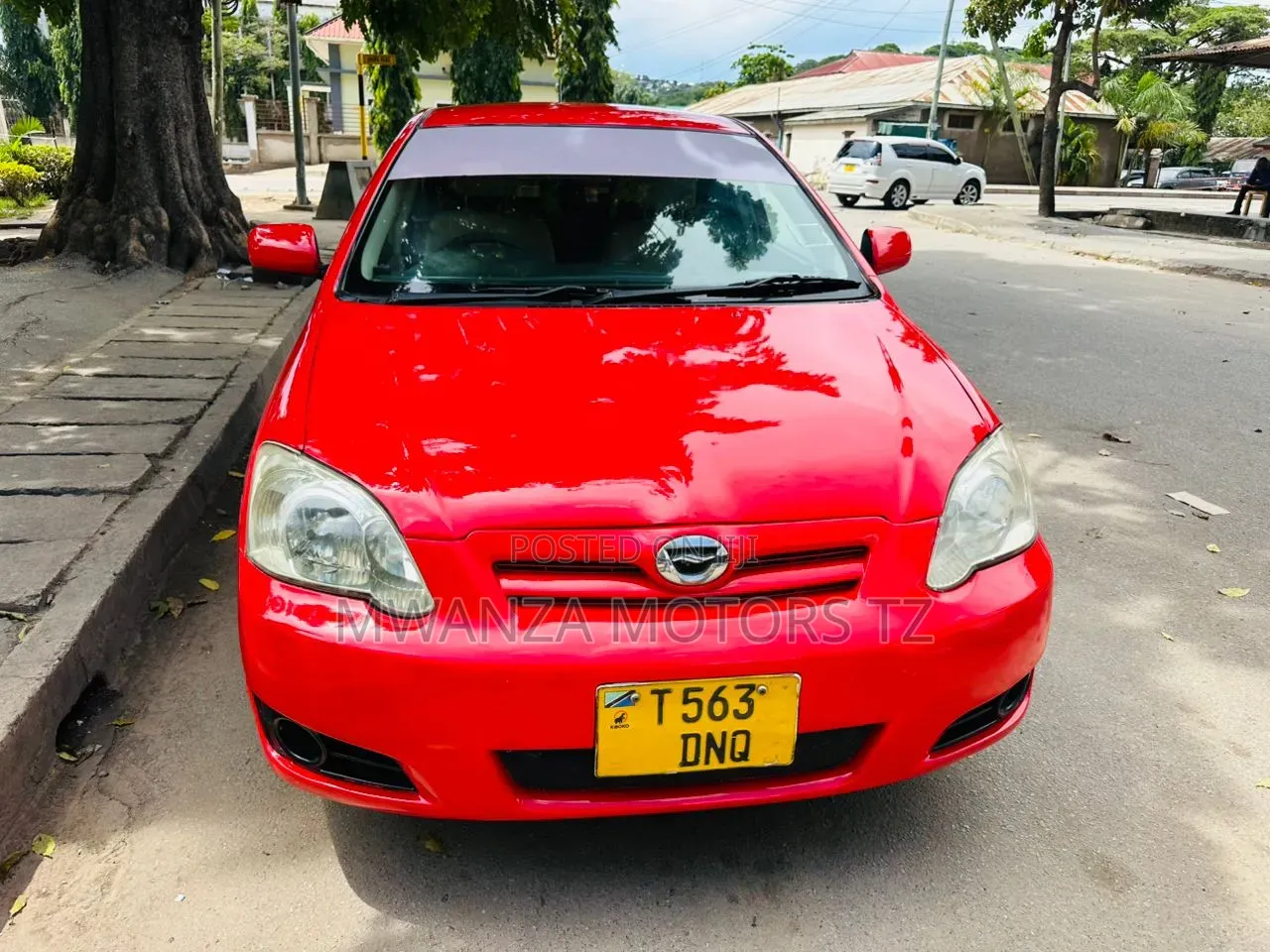 Toyota Corolla RunX 2003 Red