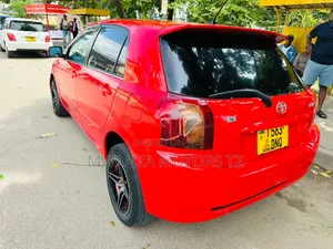 Toyota Corolla RunX 2003 Red