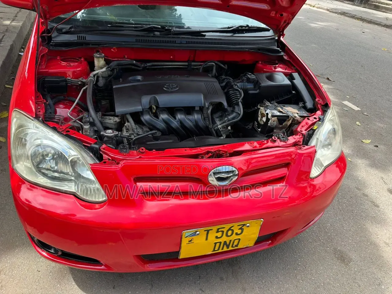 Toyota Corolla RunX 2003 Red