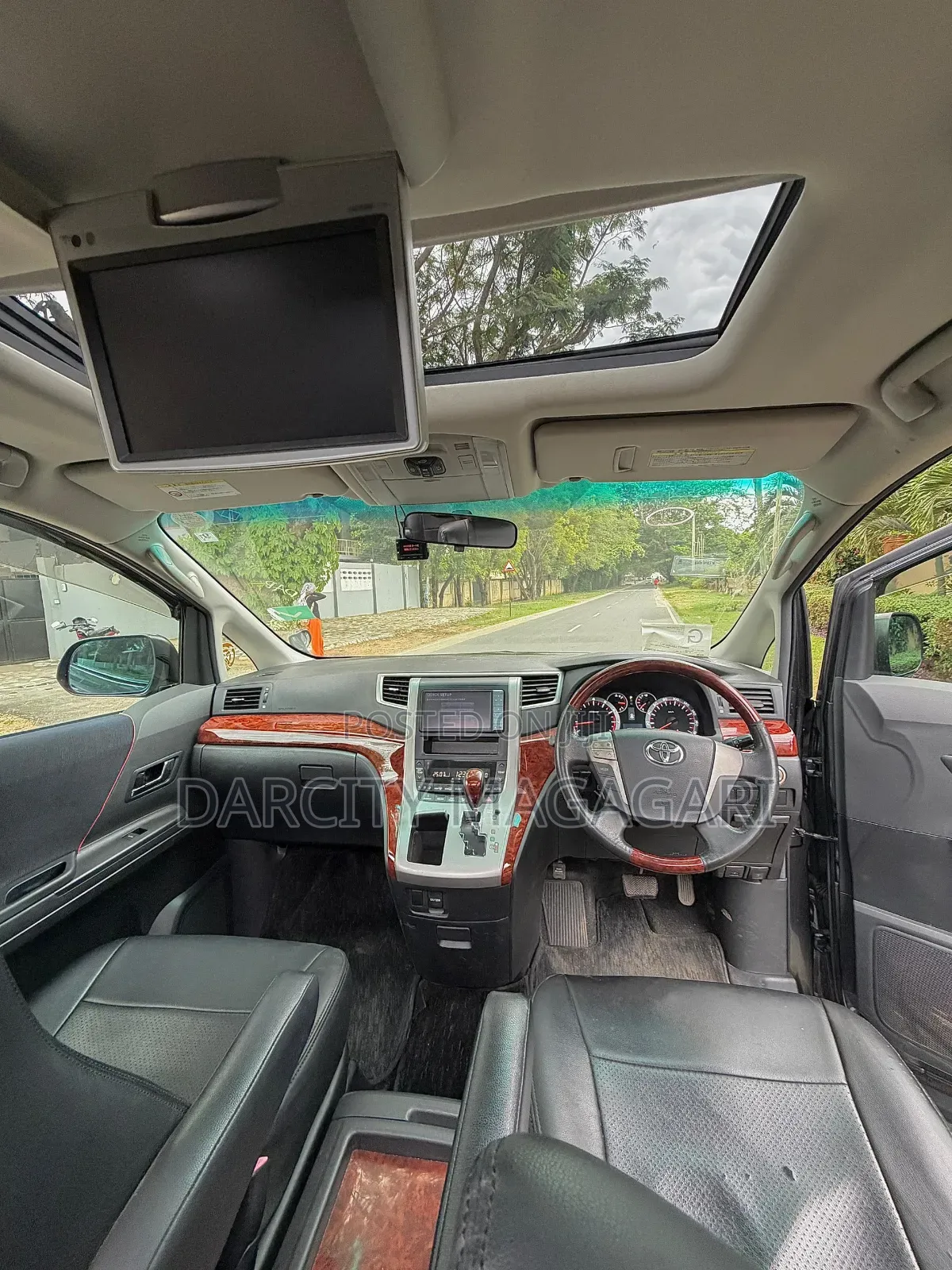 Toyota Alphard 2010 Gray