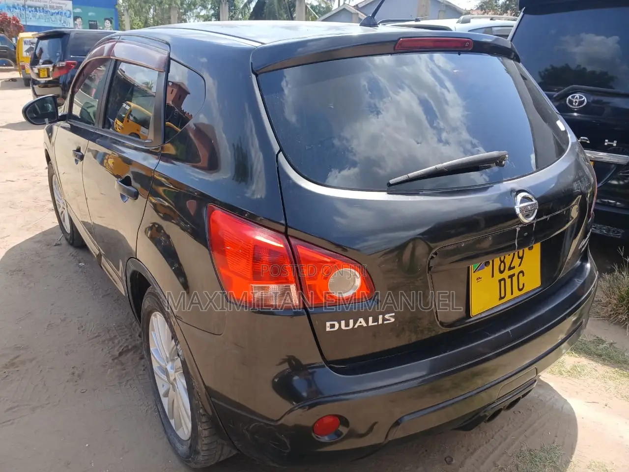Nissan Dualis 2010 Black