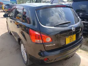 Nissan Dualis 2010 Black