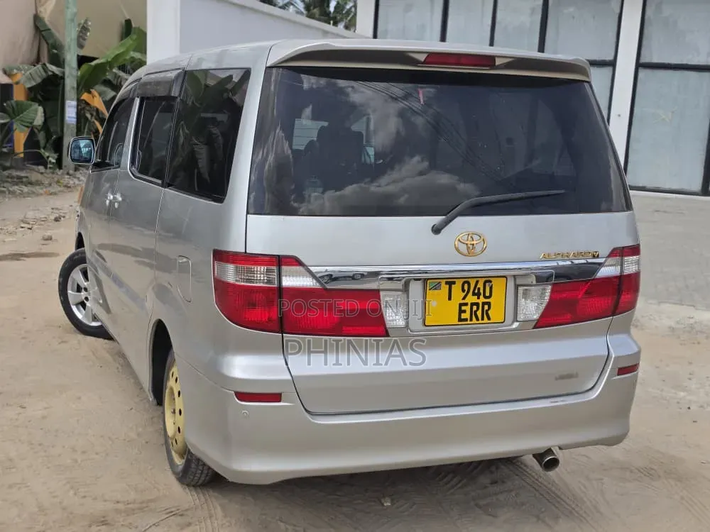 Toyota Alphard 2007 Silver