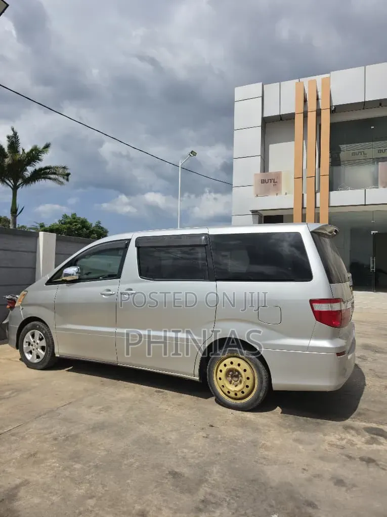 Toyota Alphard 2007 Silver