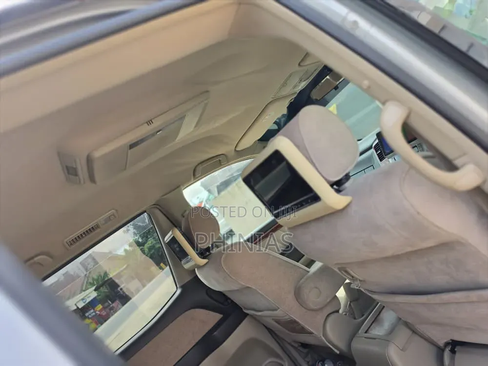 Toyota Alphard 2007 Silver