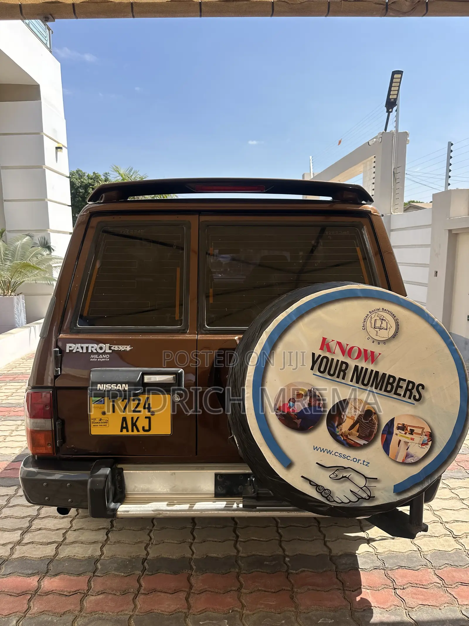 Nissan Patrol 1992 Brown