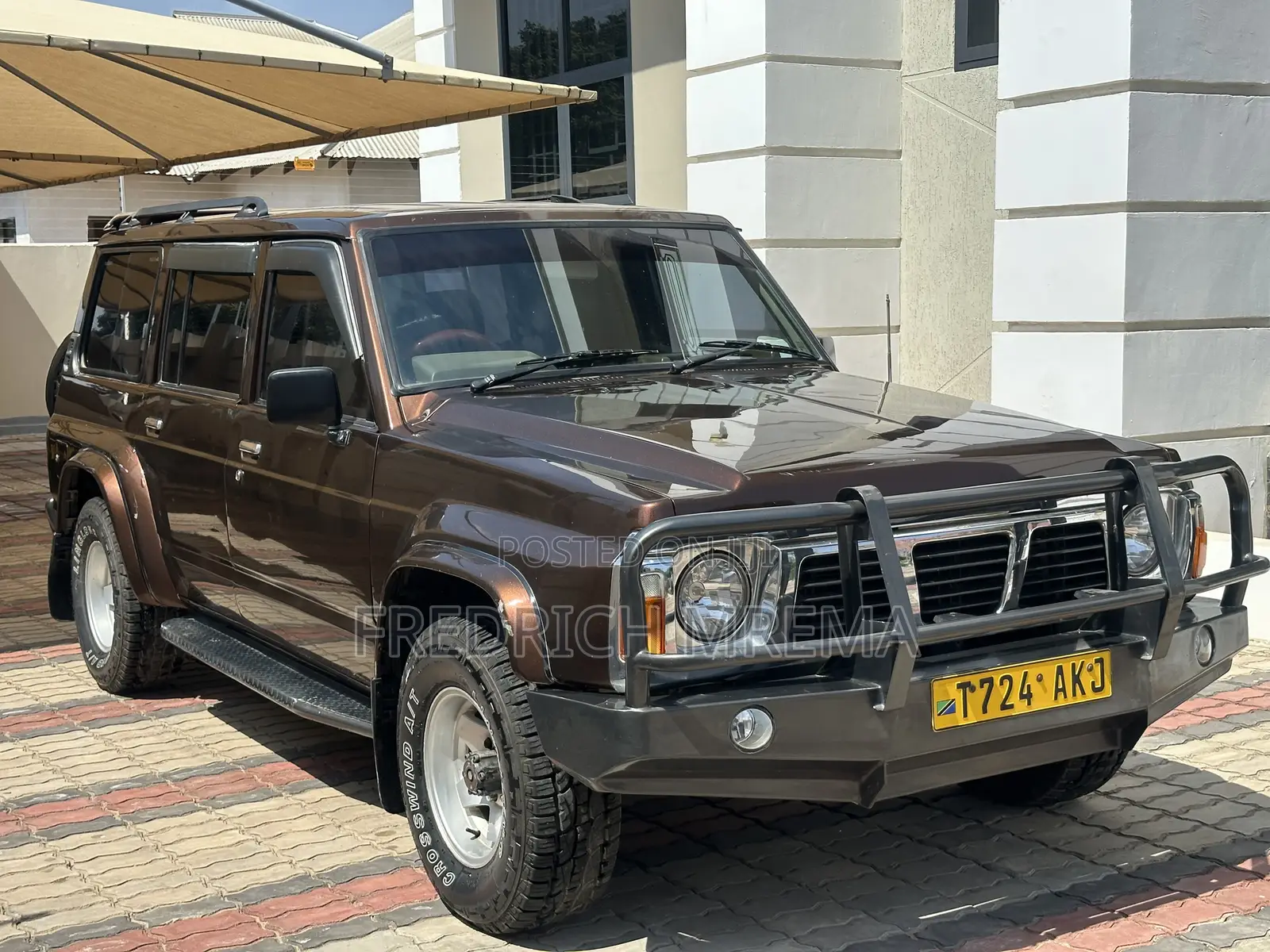 Nissan Patrol 1992 Brown