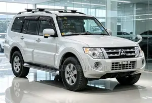 Mitsubishi Pajero 2013 White