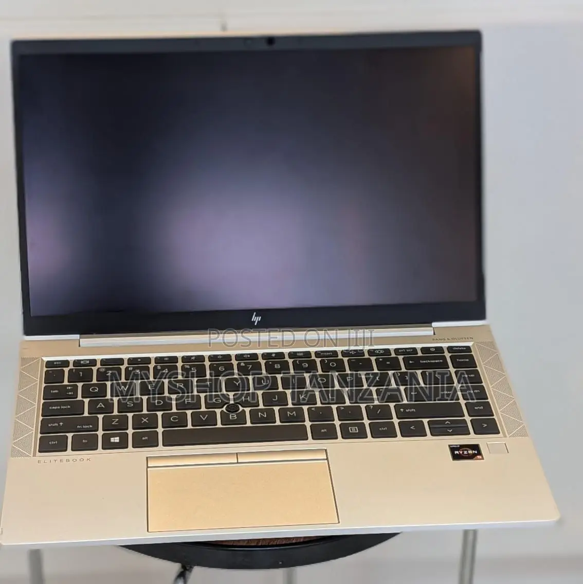 New Laptop HP EliteBook 845 G7 8GB AMD Ryzen SSD 256GB
