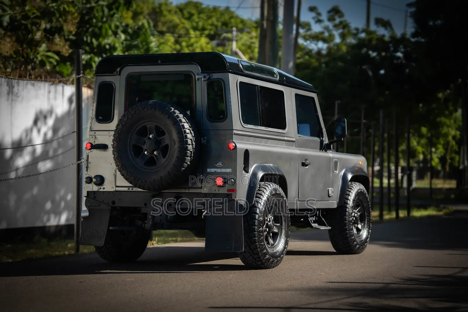 Land Rover Defender 2015 Gray