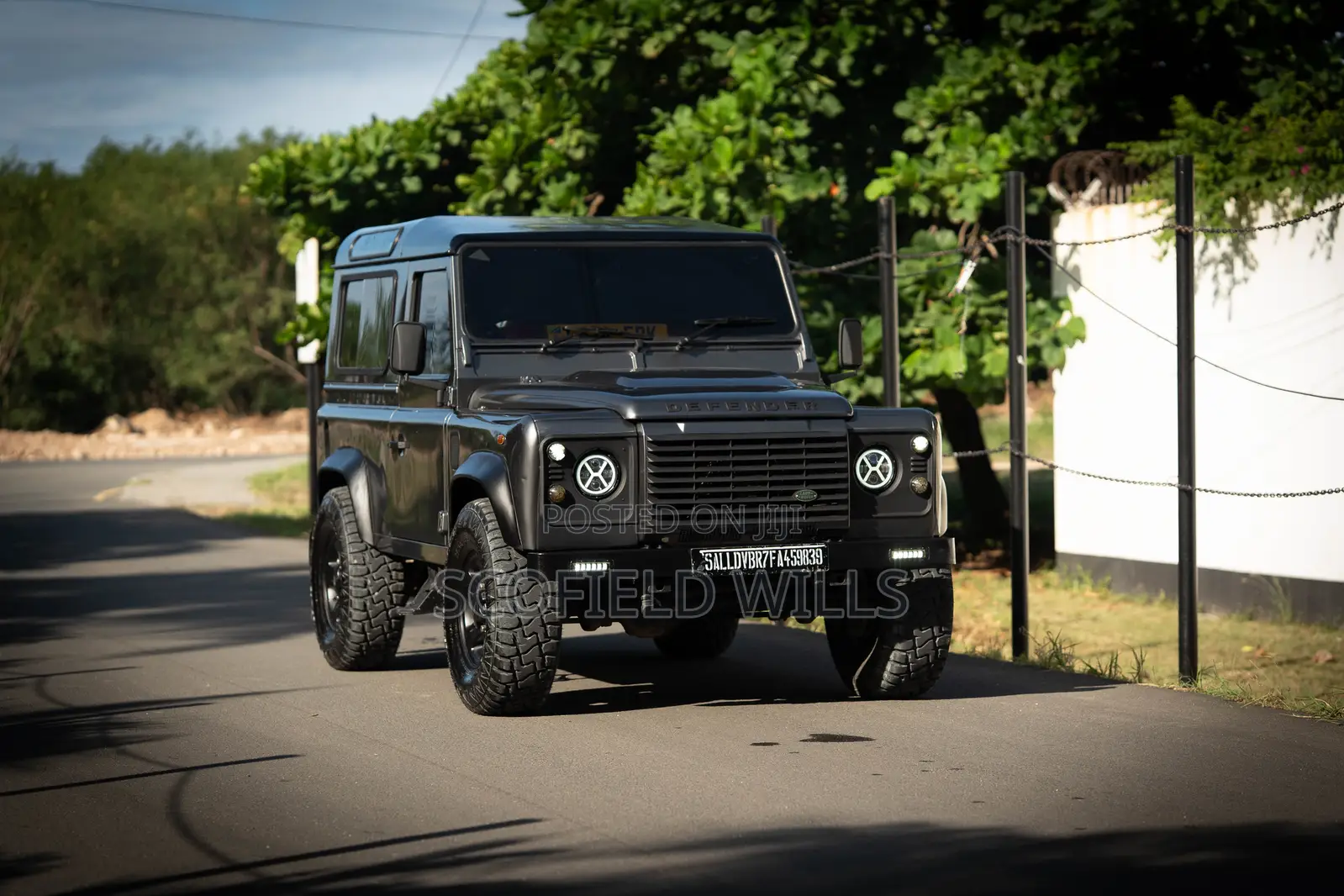 Land Rover Defender 2015 Gray