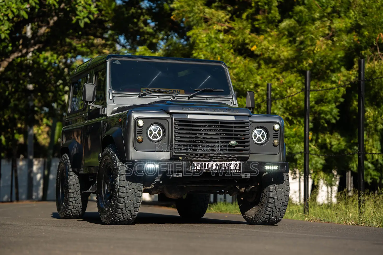 Land Rover Defender 2015 Gray