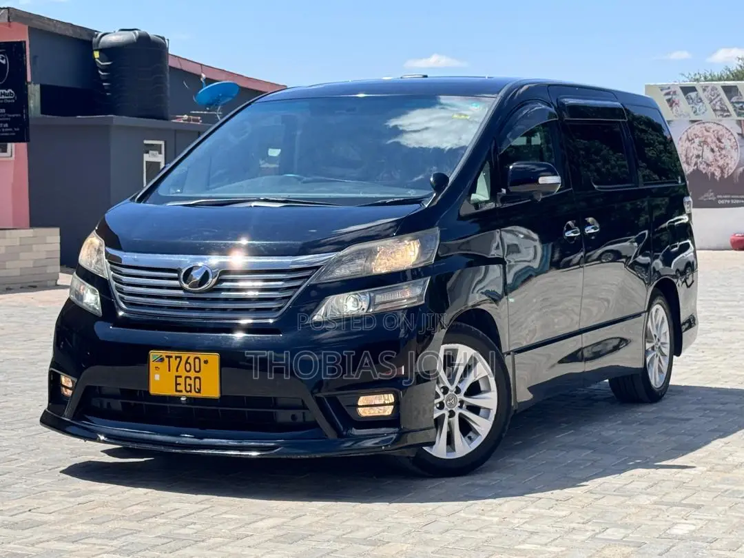 Toyota Alphard 2.4 Hybrid AWD 2012 Black