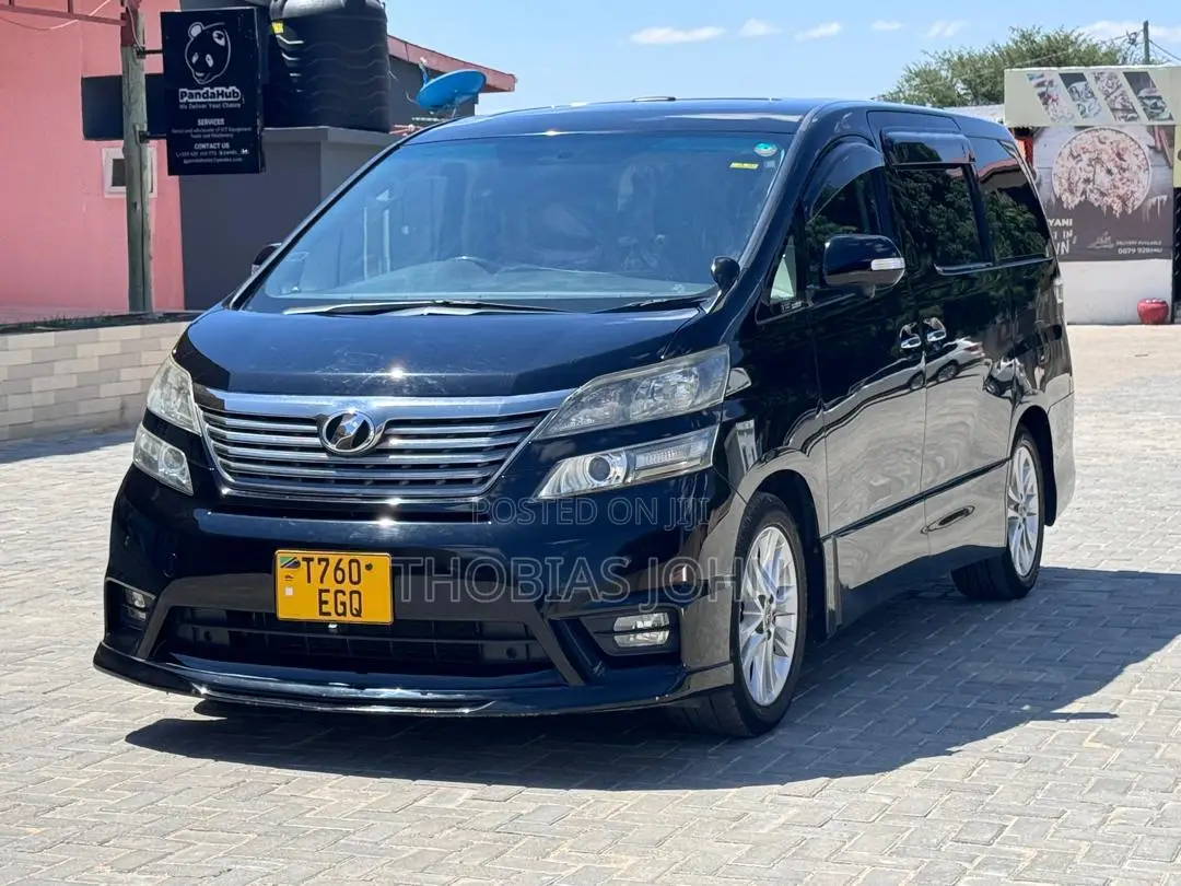 Toyota Alphard 2.4 Hybrid AWD 2012 Black