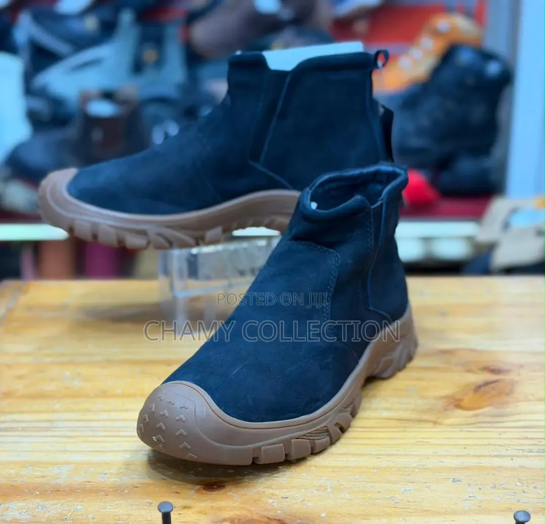 Boots Cat New