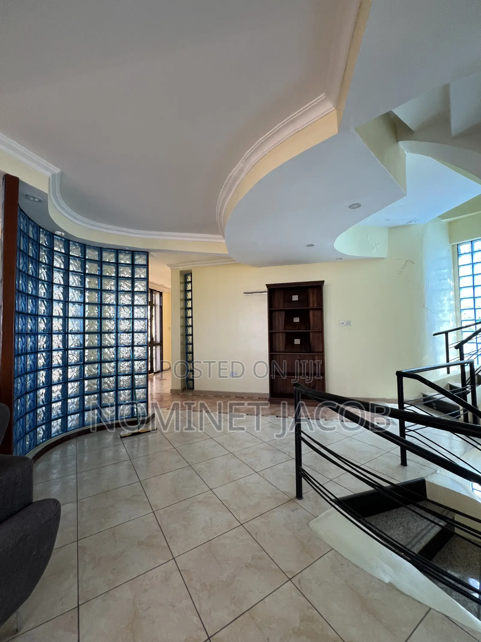 4bdrm Villa in Beach House, Kawe for rent