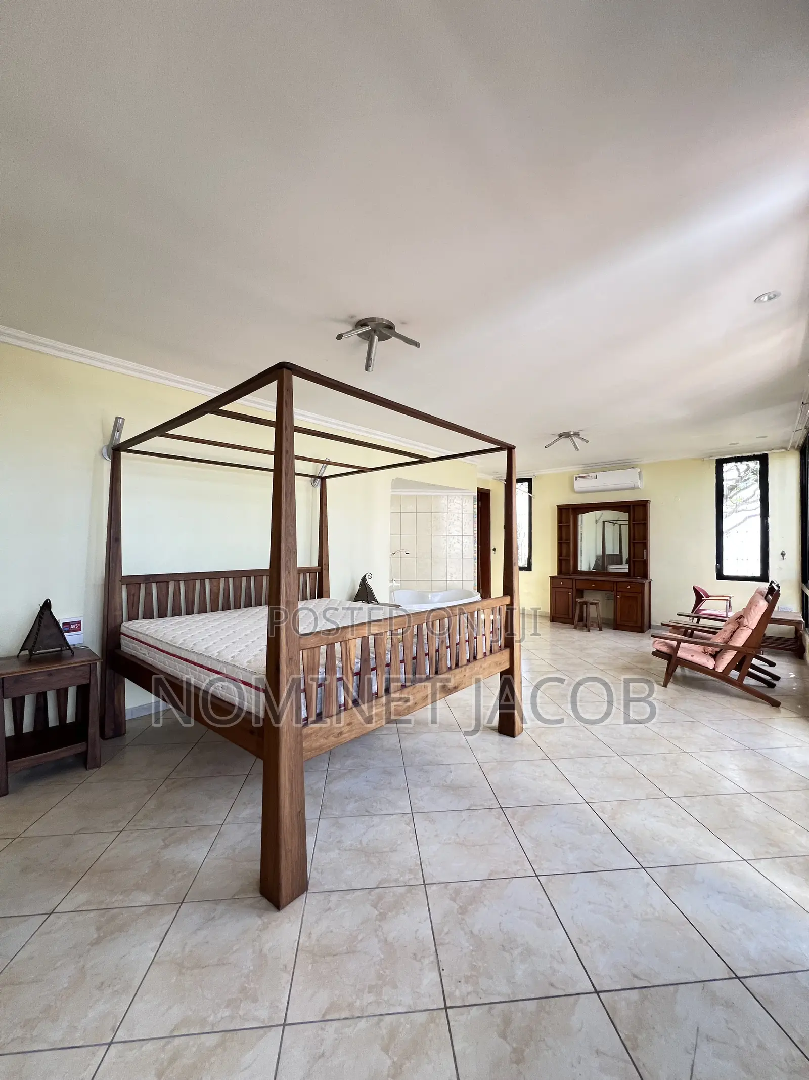 4bdrm Villa in Beach House, Kawe for rent