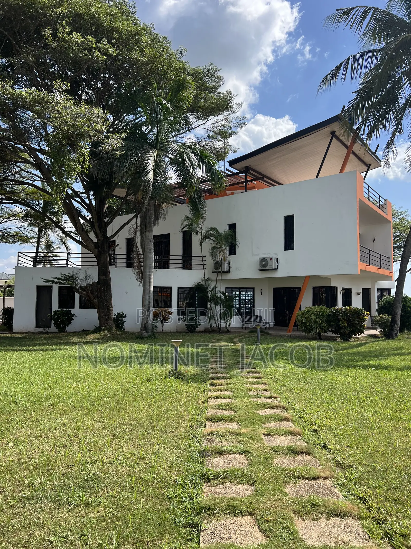 4bdrm Villa in Beach House, Kawe for rent
