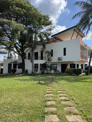 4bdrm Villa in Beach House, Kawe for rent