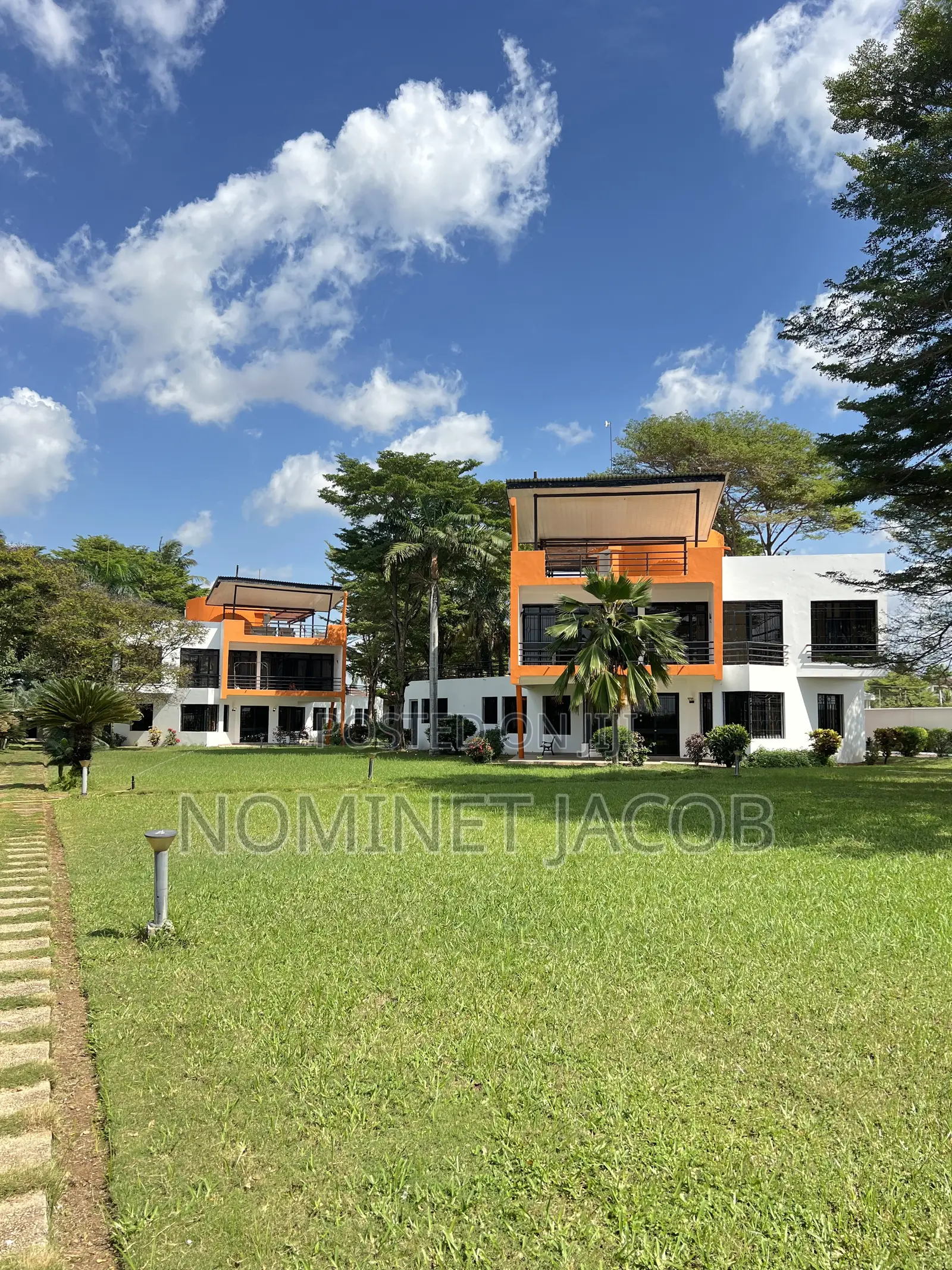 4bdrm Villa in Beach House, Kawe for rent