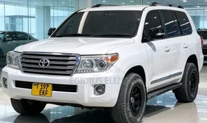 Toyota Land Cruiser 2015 White
