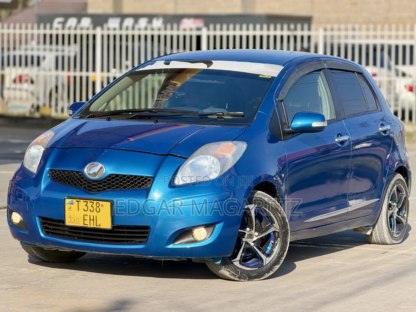 Toyota Vitz 2009 Blue