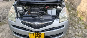 Toyota Ractis 1.5 AWD 2007 Silver