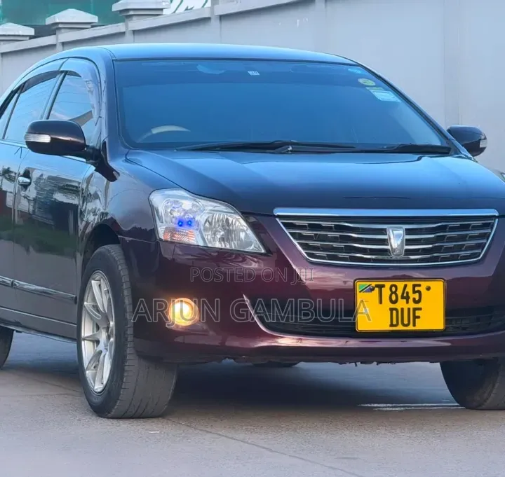 Toyota Premio 2008 Red