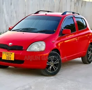 Toyota Vitz 2003 Red